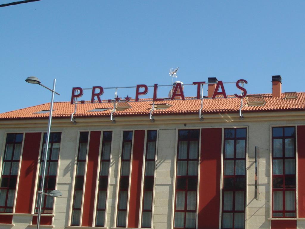 Pension Residencial Platas O Pedrouzo Exteriör bild