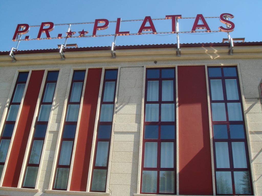 Pension Residencial Platas O Pedrouzo Exteriör bild